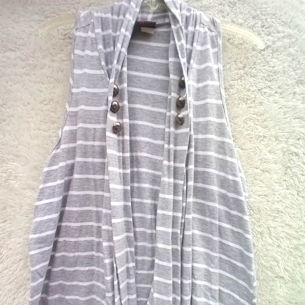 TORRID Sleeveless Open Front Cardigan